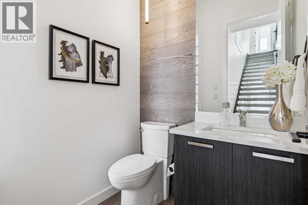 Single Family House for Sale in   Avenue NW Hillhurst Calgary 