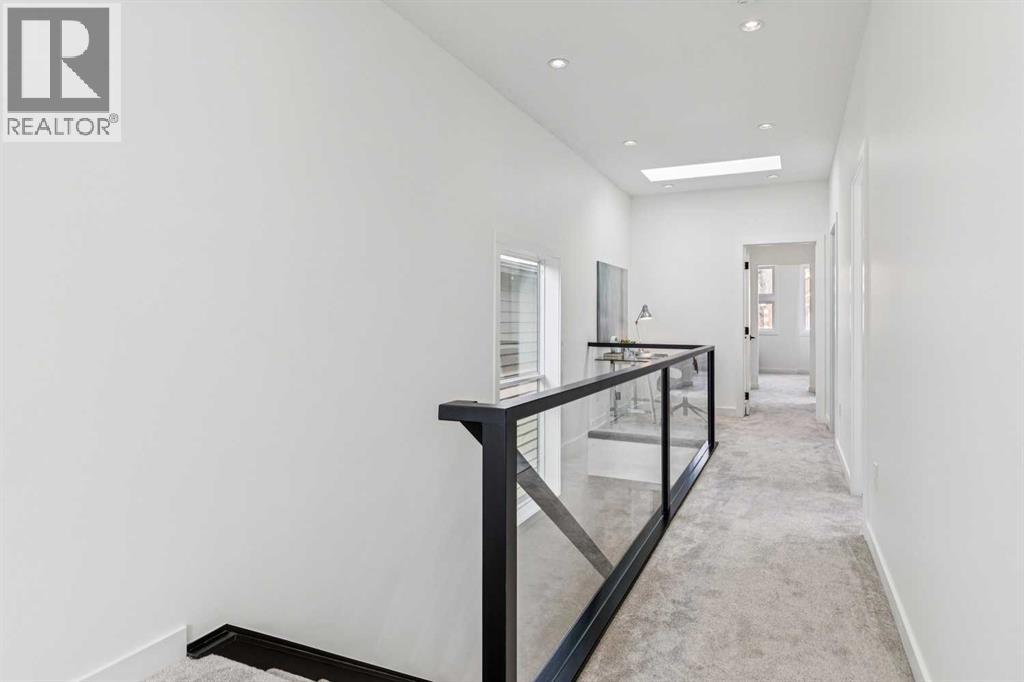 Single Family House for Sale in   Avenue NW Hillhurst Calgary 