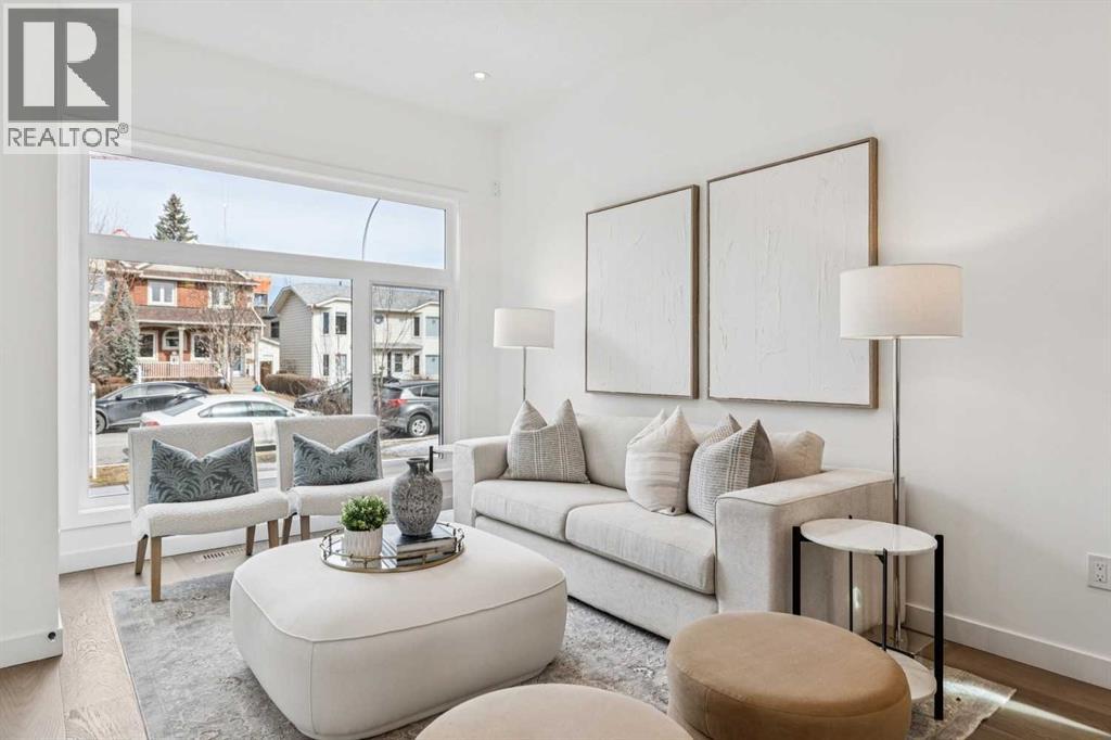 Single Family House for Sale in   Avenue NW Hillhurst Calgary 