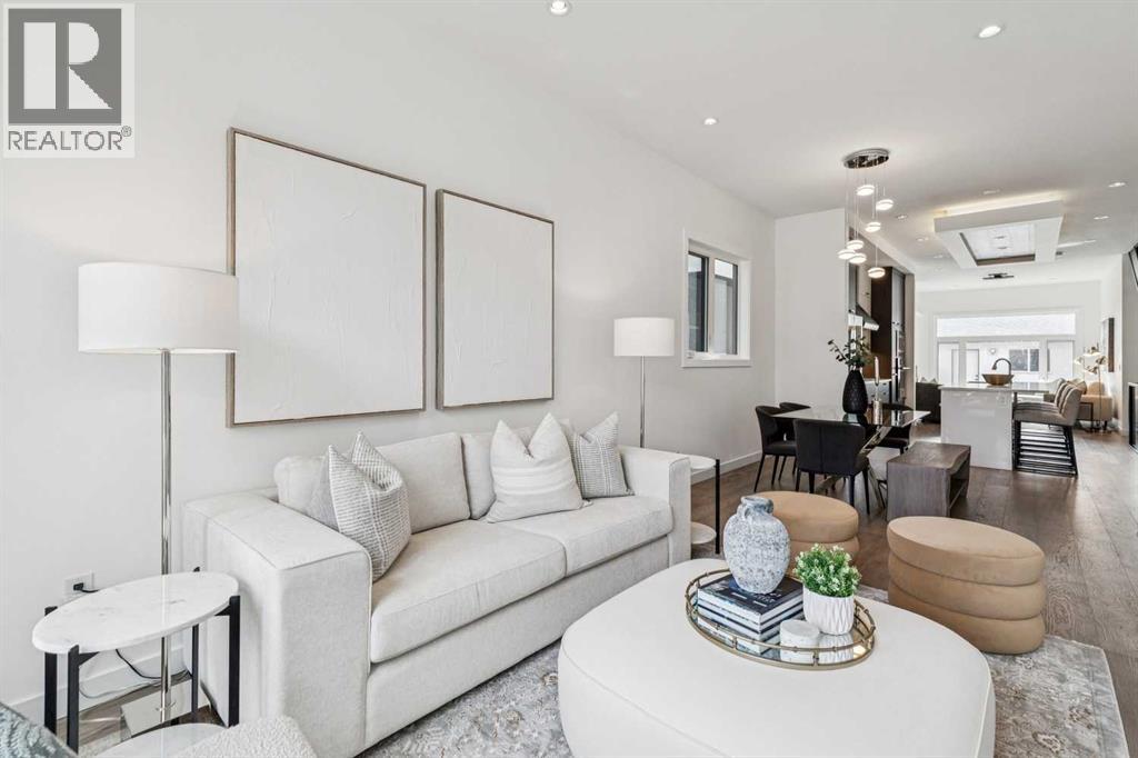 Single Family House for Sale in   Avenue NW Hillhurst Calgary 