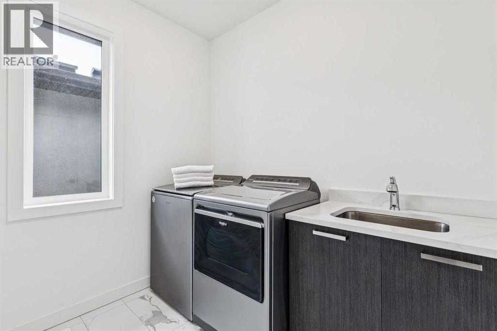 Single Family House for Sale in   Avenue NW Hillhurst Calgary 