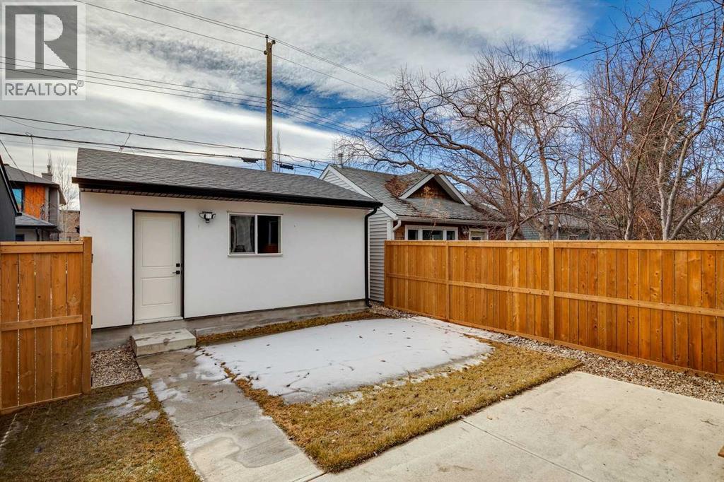 Single Family House for Sale in   Avenue NW Hillhurst Calgary 