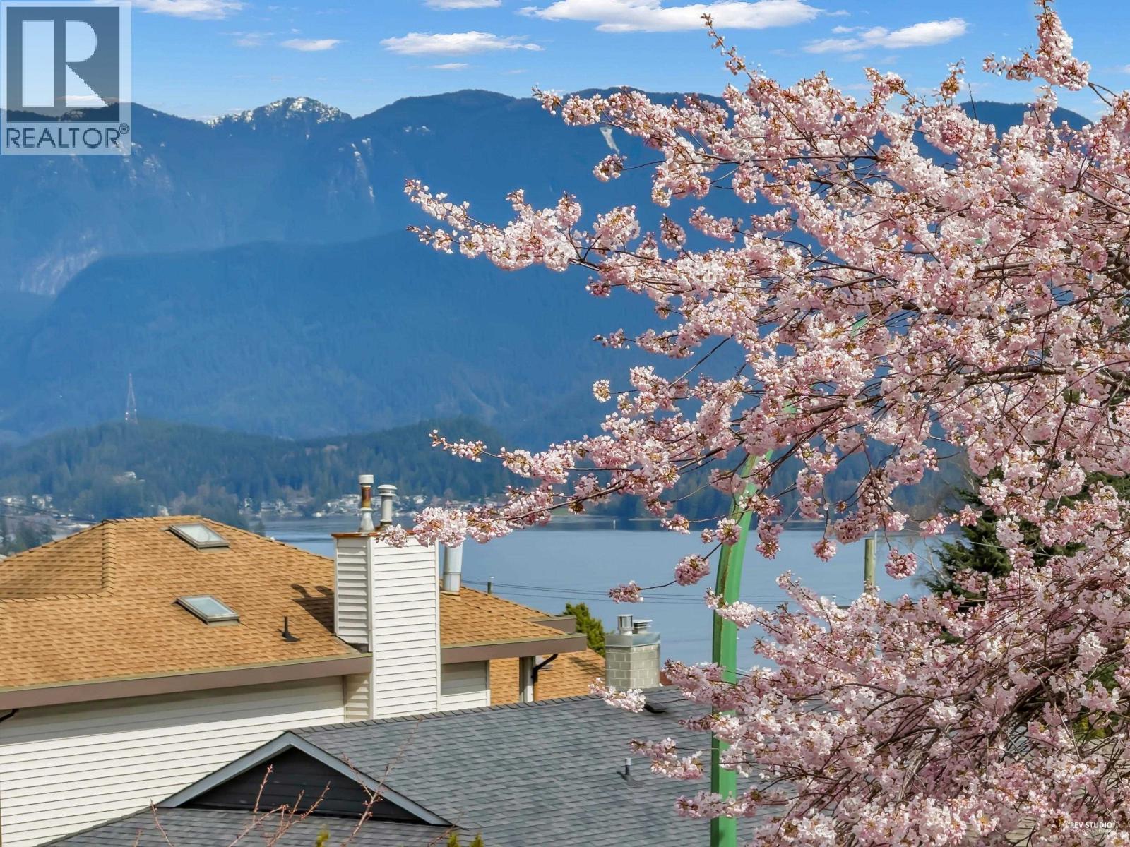 65 ELLESMERE Avenue - photo 2