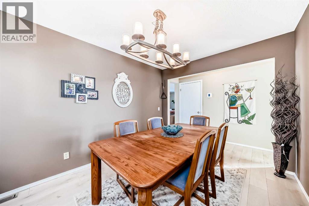 Single Family House for Sale in  Macewan Park Circle NW MacEwan Glen Calgary 