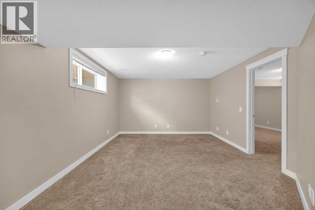 Single Family House for Sale in  Autumn Circle SE Auburn Bay Calgary 