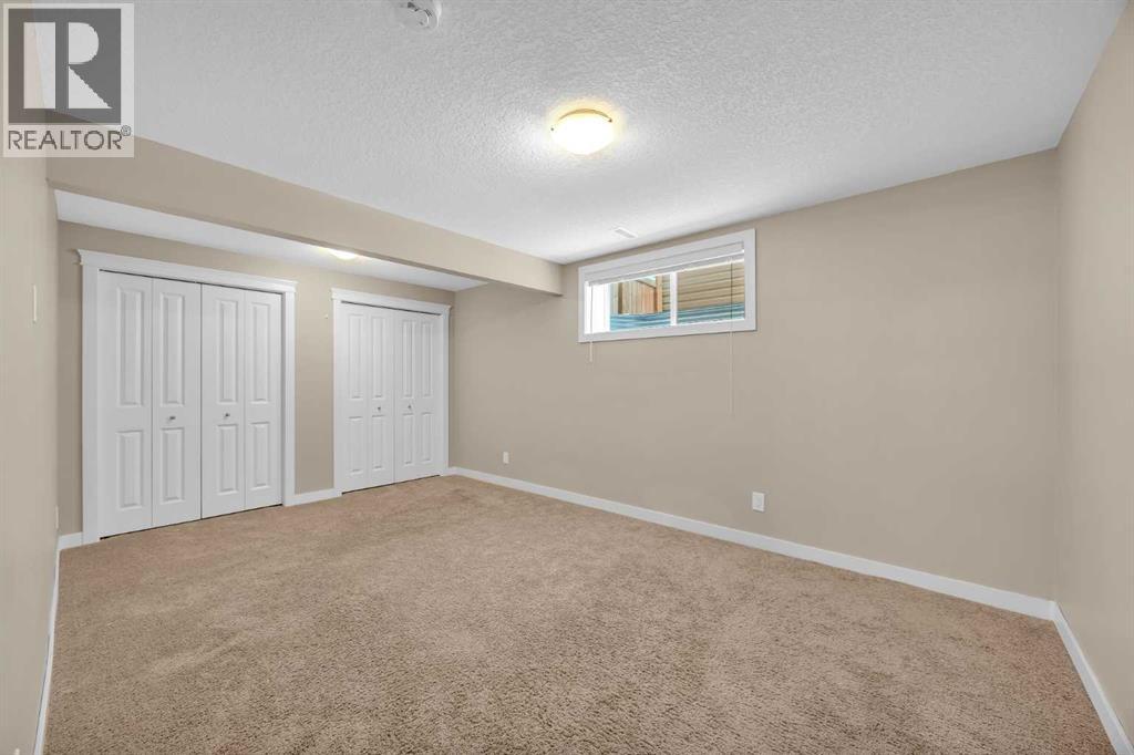 Single Family House for Sale in  Autumn Circle SE Auburn Bay Calgary 