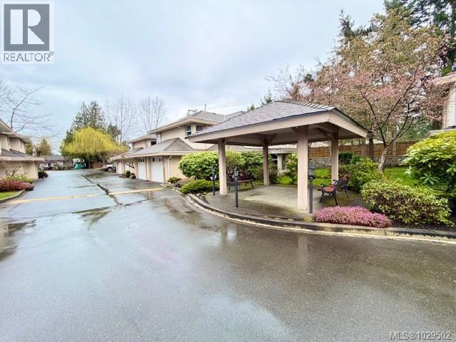 #9 290 CORFIELD ST S - 20