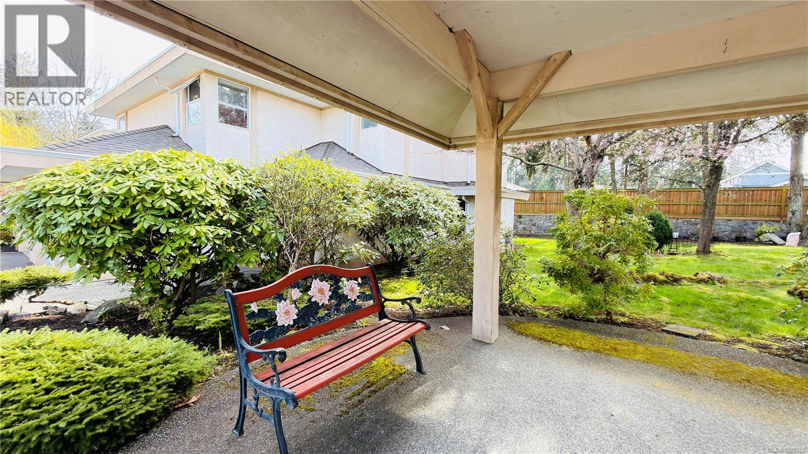 #9 290 CORFIELD ST S - 25