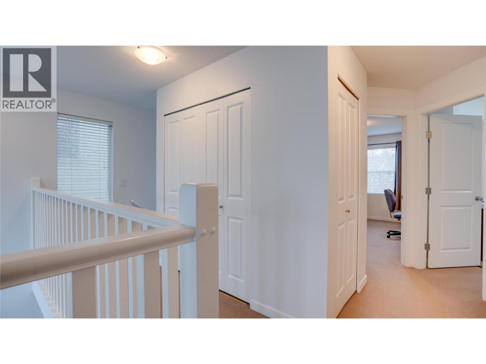 #3 671 24 STREET NE - 27