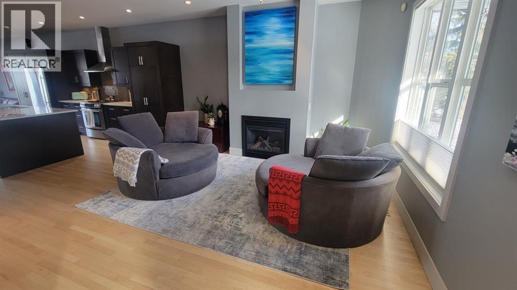 Single Family House for Sale in   Street SW Killarney/Glengarry Calgary 