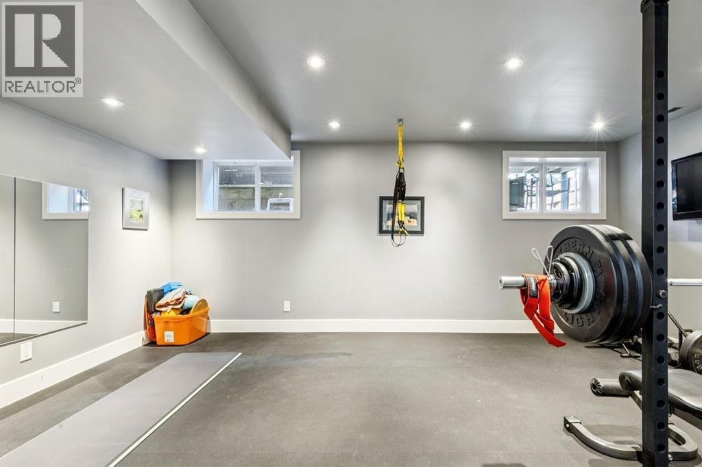 Single Family House for Sale in   Street SW Killarney/Glengarry Calgary 