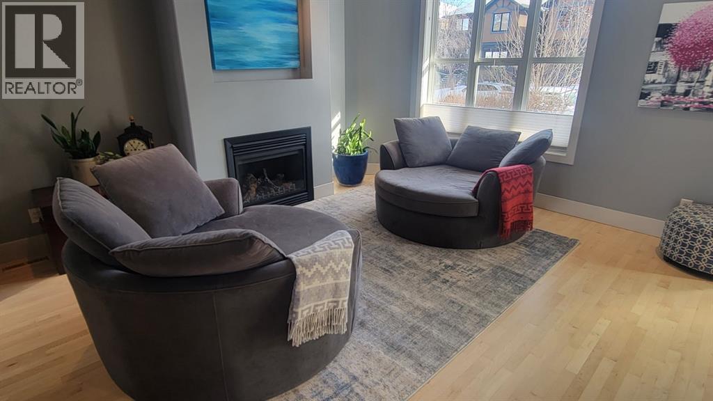 Single Family House for Sale in   Street SW Killarney/Glengarry Calgary 