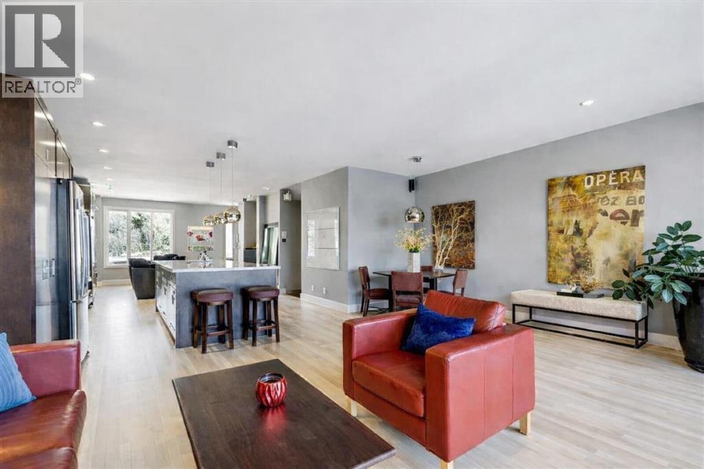 Single Family House for Sale in   Street SW Killarney/Glengarry Calgary 