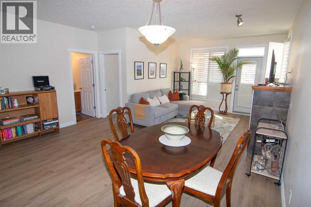 Single Family House for Sale in   Hemlock Crescent SW Spruce Cliff Calgary 