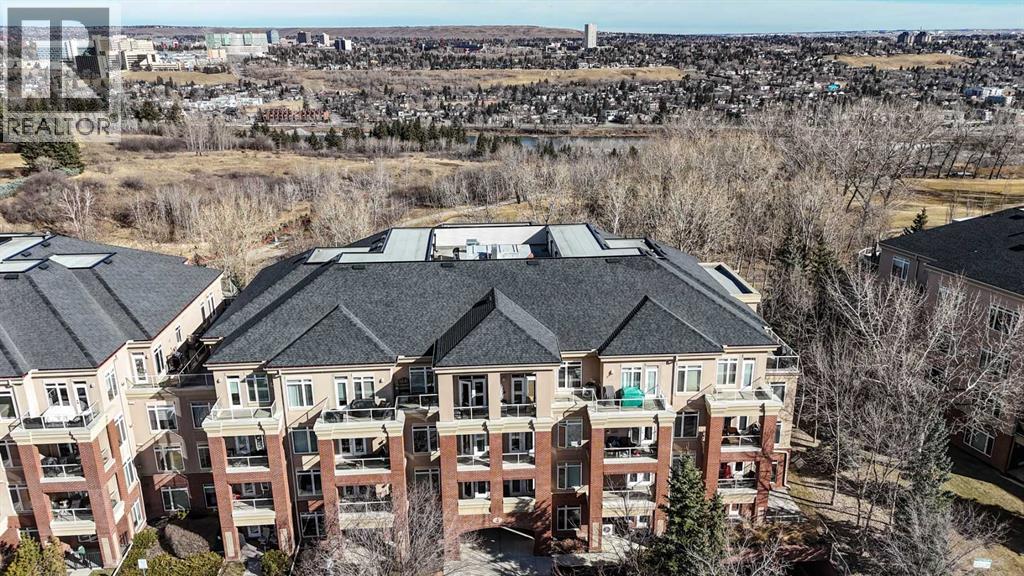 Single Family House for Sale in   Hemlock Crescent SW Spruce Cliff Calgary 