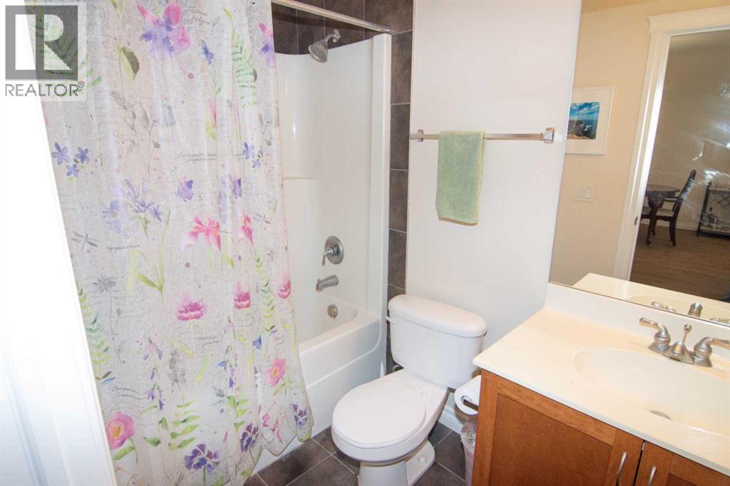 Single Family House for Sale in   Hemlock Crescent SW Spruce Cliff Calgary 