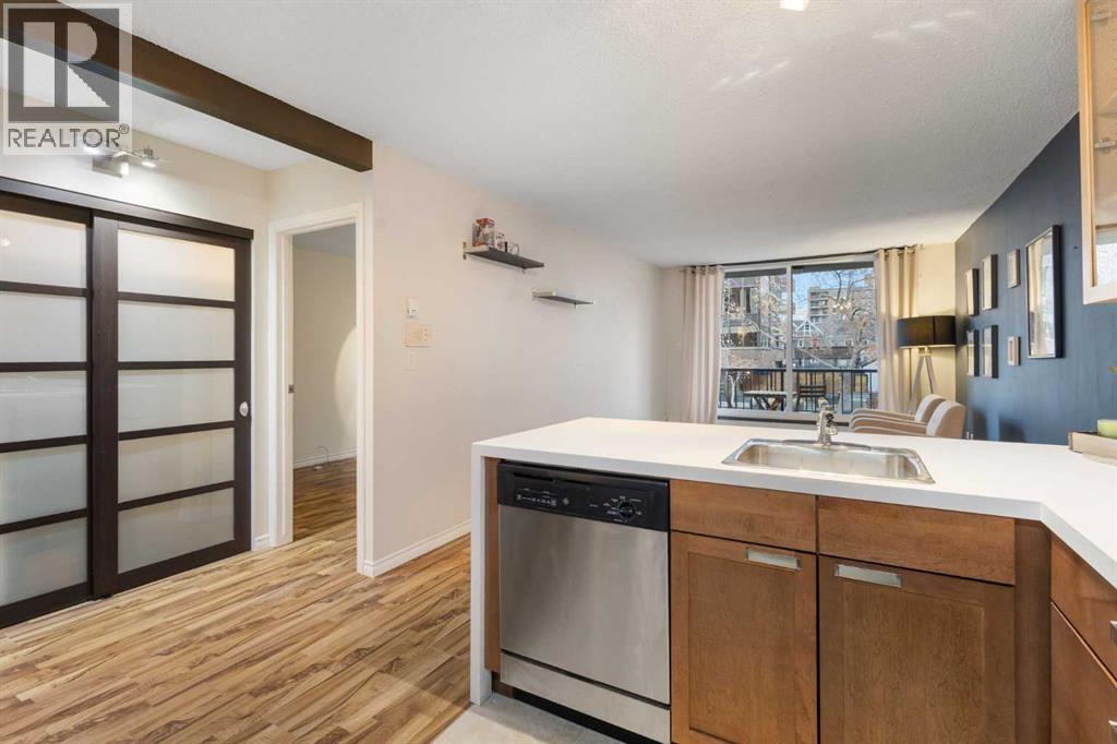 202, 1015 14 Avenue SW photo 6