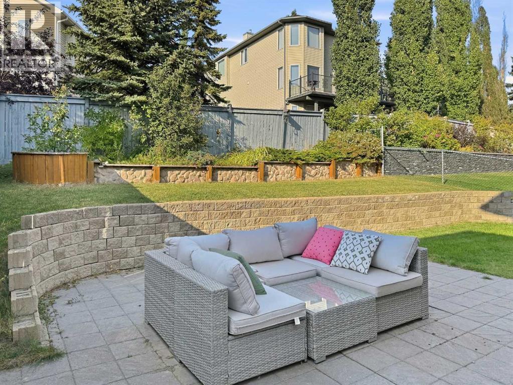 Single Family House for Sale in  Scenic View Close NW Scenic Acres Calgary 