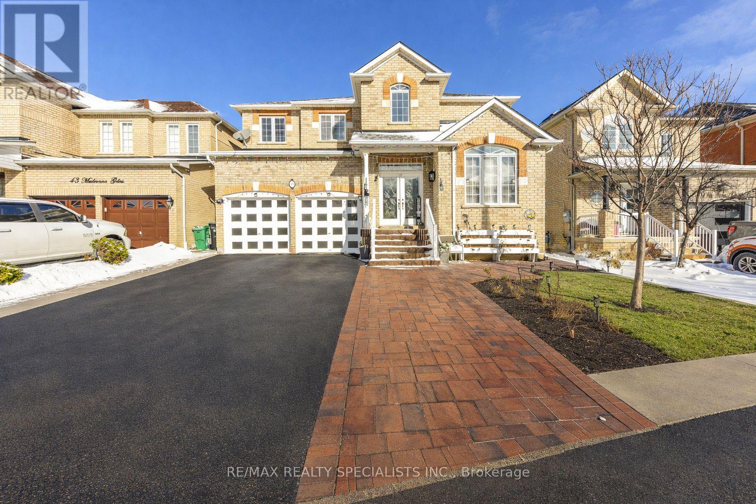 41 MADRONNA GARDENS - 1