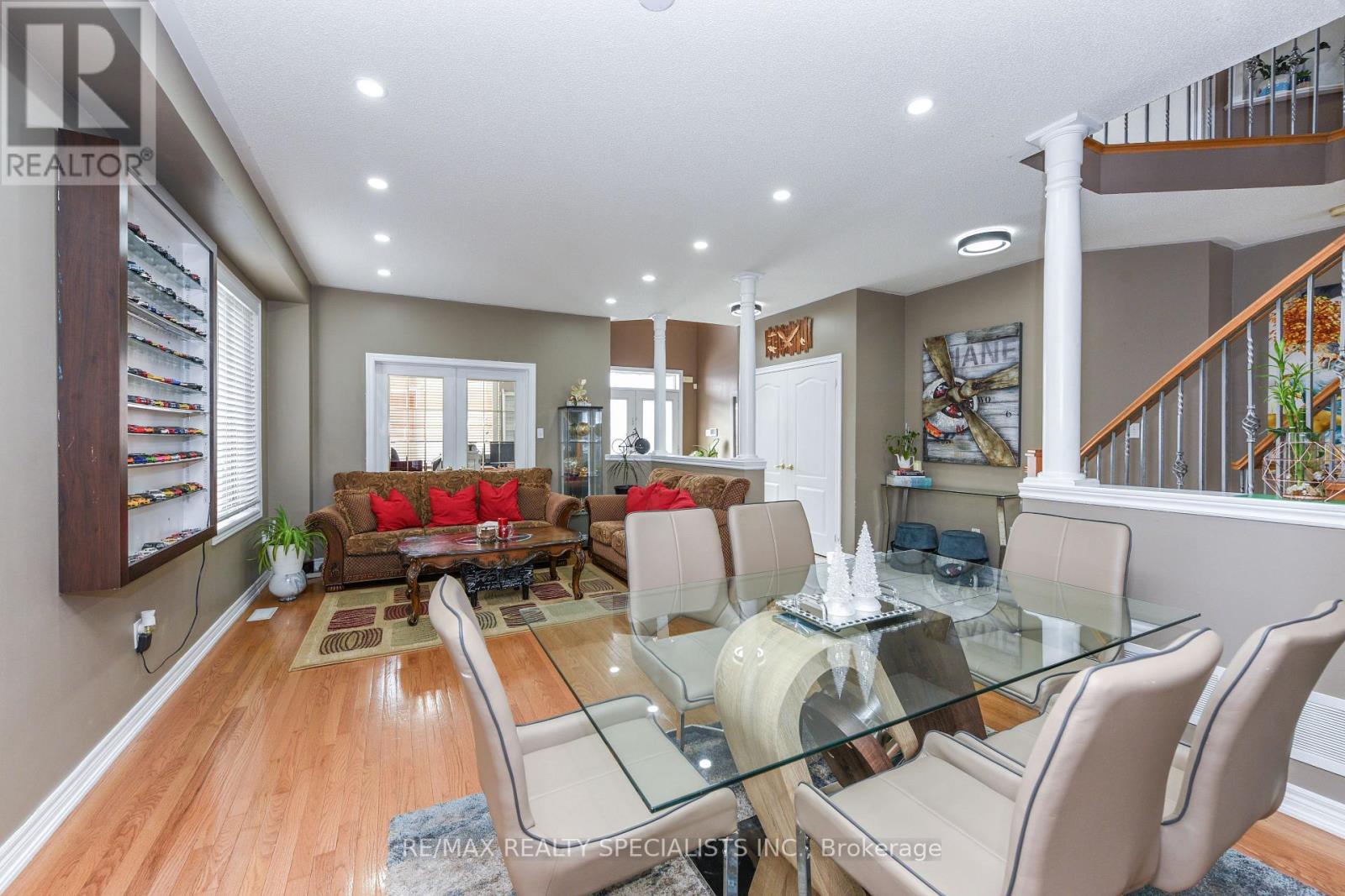41 MADRONNA GARDENS - 10