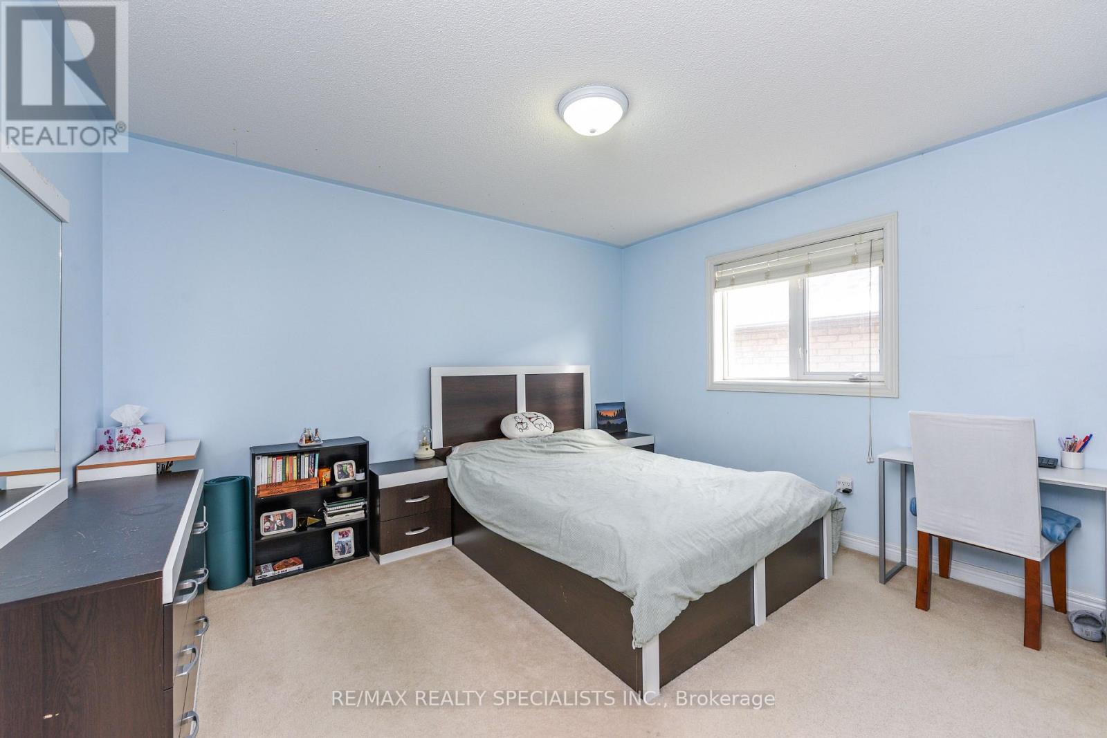 41 MADRONNA GARDENS - 33