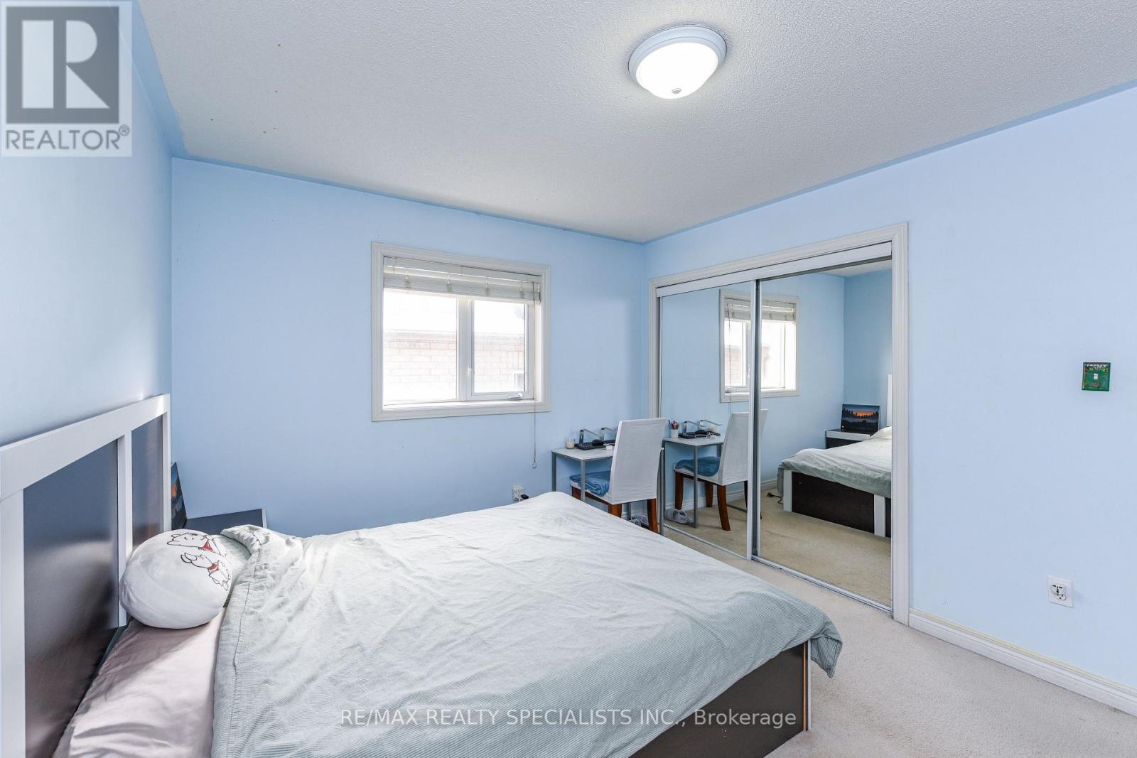 41 MADRONNA GARDENS - 34