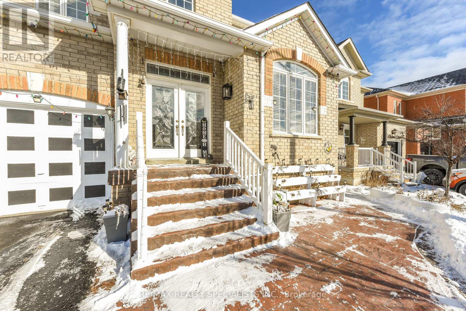 41 MADRONNA GARDENS - 4