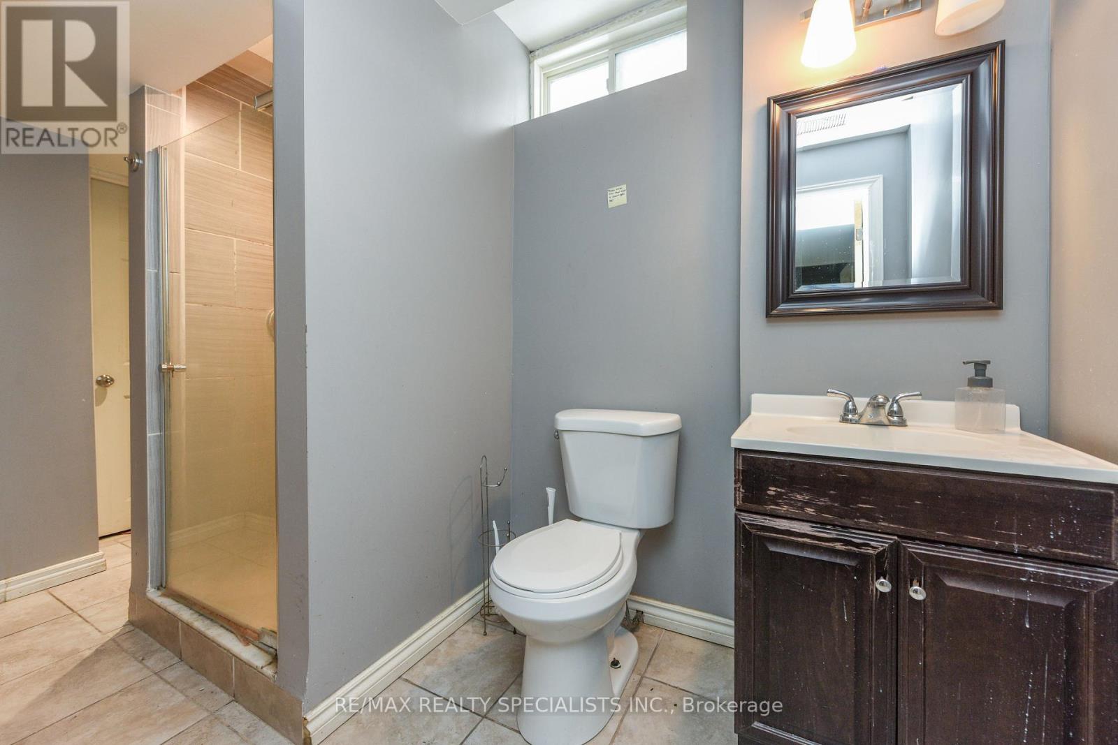 41 MADRONNA GARDENS - 46