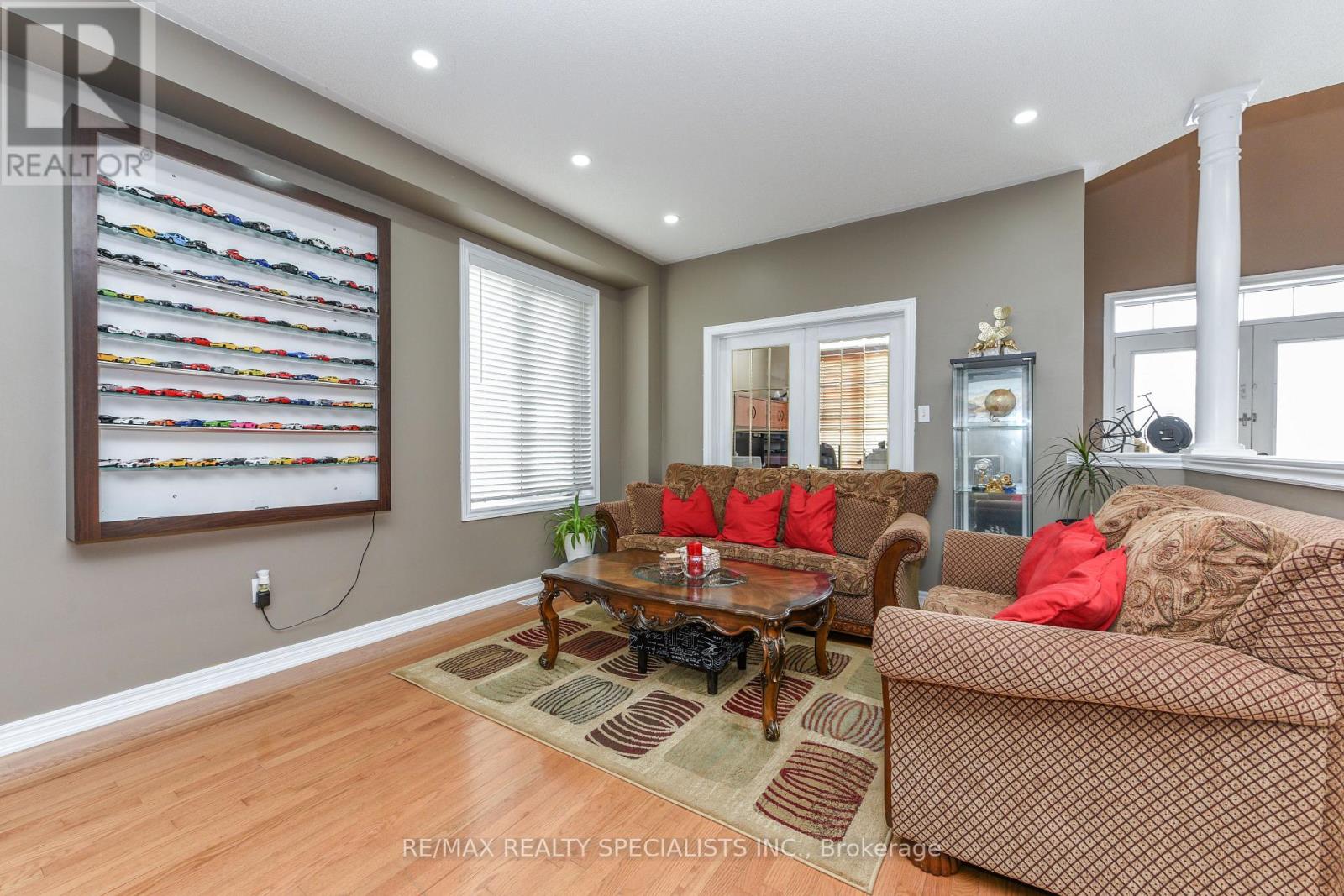 41 MADRONNA GARDENS - 8