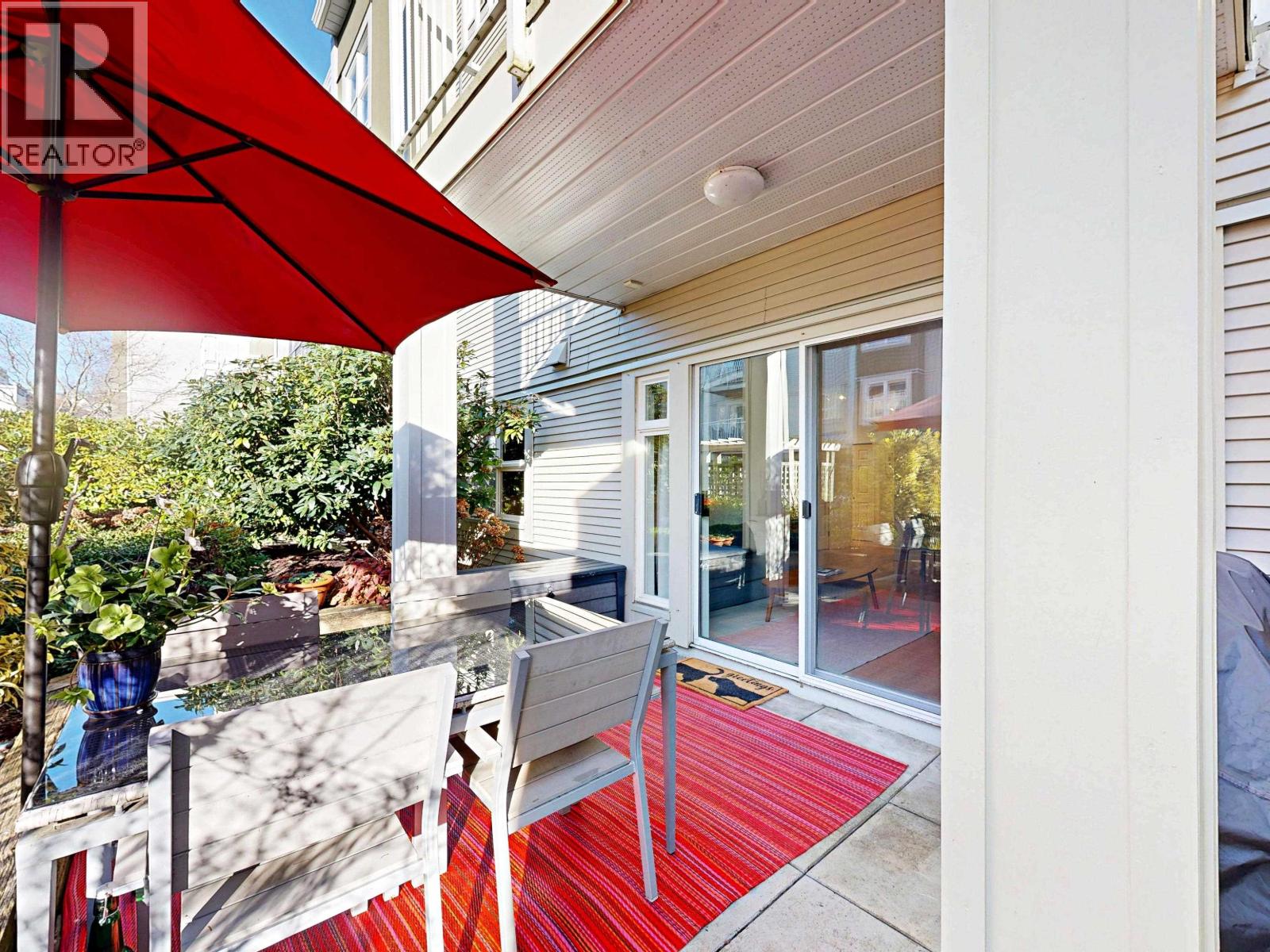 #105-4738 53 Street, Delta