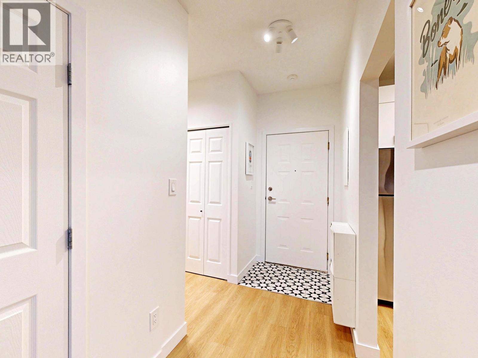 #105-4738 53 Street, Delta