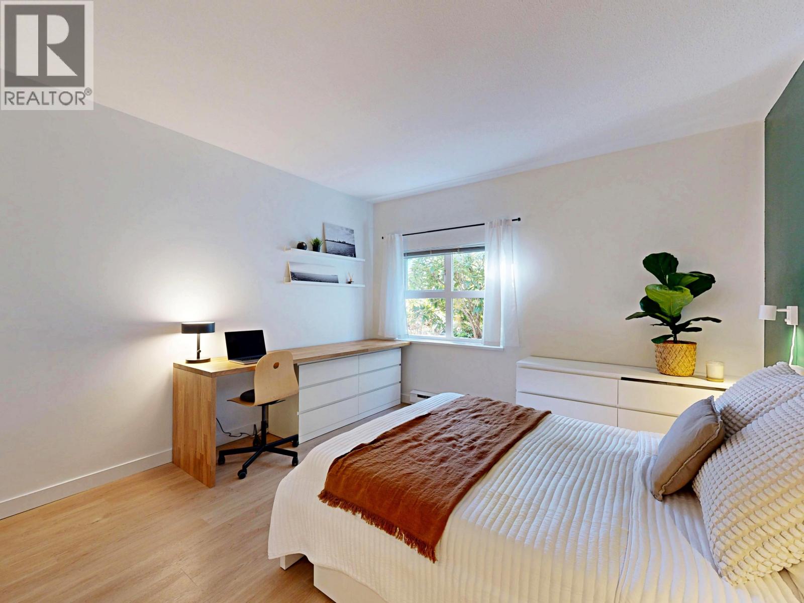 #105-4738 53 Street, Delta