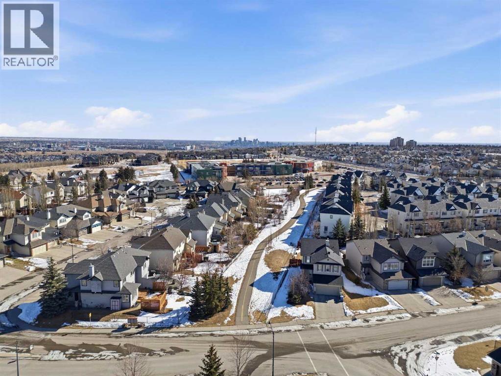 Single Family House for Sale in  Cougar Ridge Bay SW Cougar Ridge Calgary 