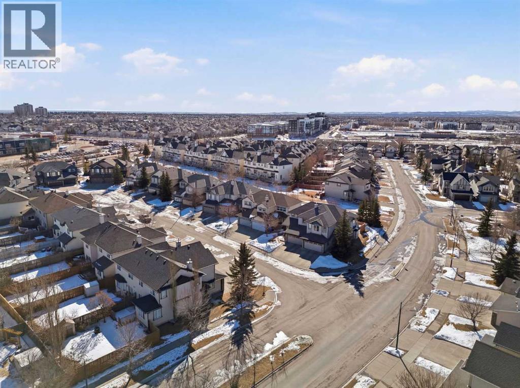 Single Family House for Sale in  Cougar Ridge Bay SW Cougar Ridge Calgary 