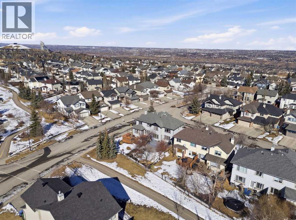 Single Family House for Sale in  Cougar Ridge Bay SW Cougar Ridge Calgary 