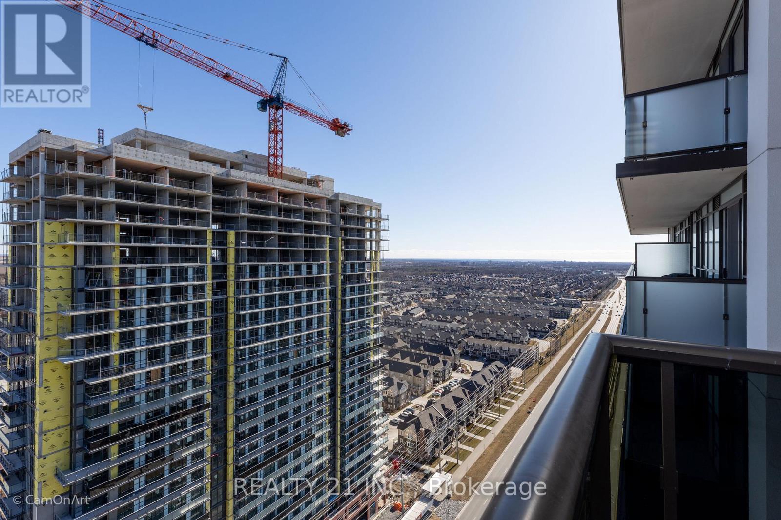 #2413 2550 SIMCOE STREET N - 16