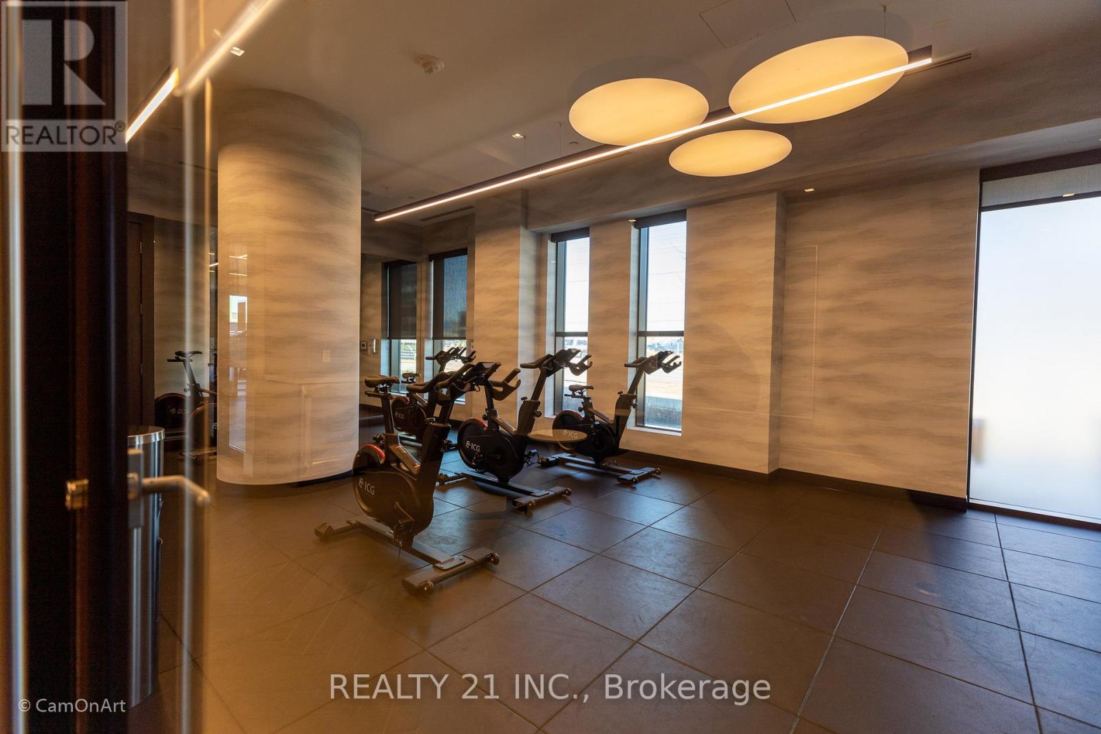 #2413 2550 SIMCOE STREET N - 24