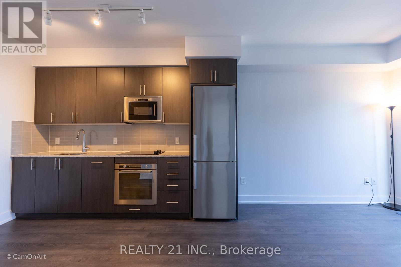 #2413 2550 SIMCOE STREET N - 3