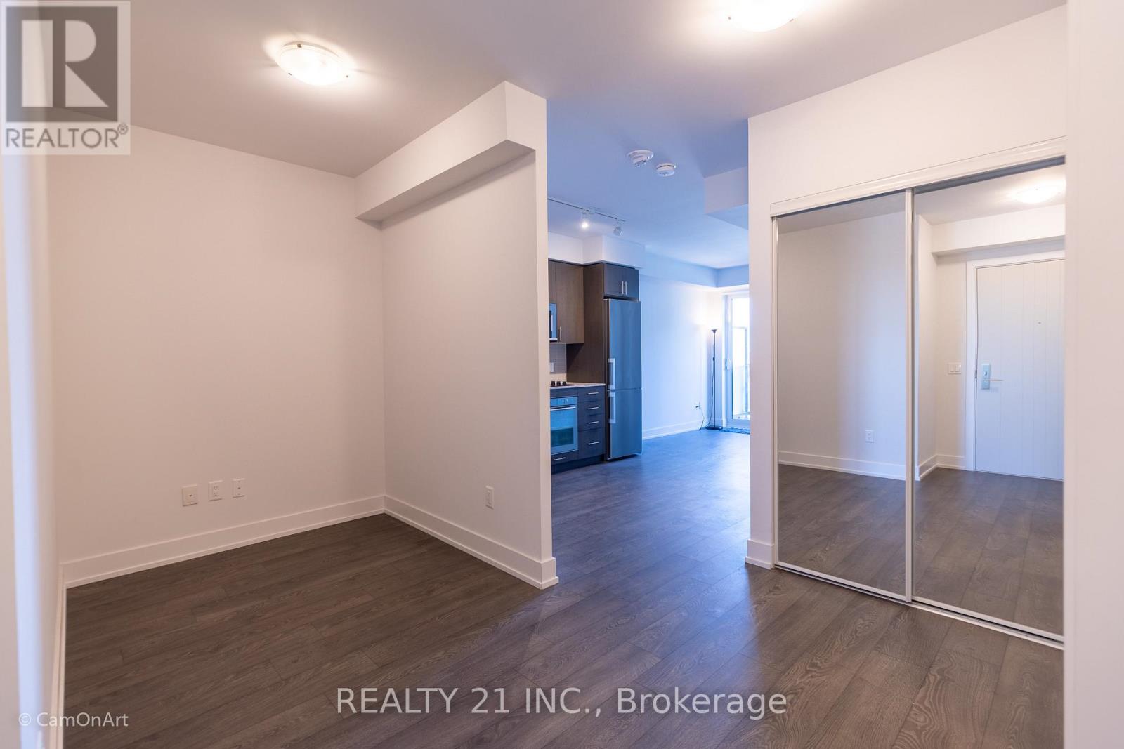 #2413 2550 SIMCOE STREET N - 7