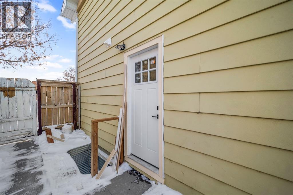 Single Family House for Sale in  Doverville Crescent SE Dover Calgary 