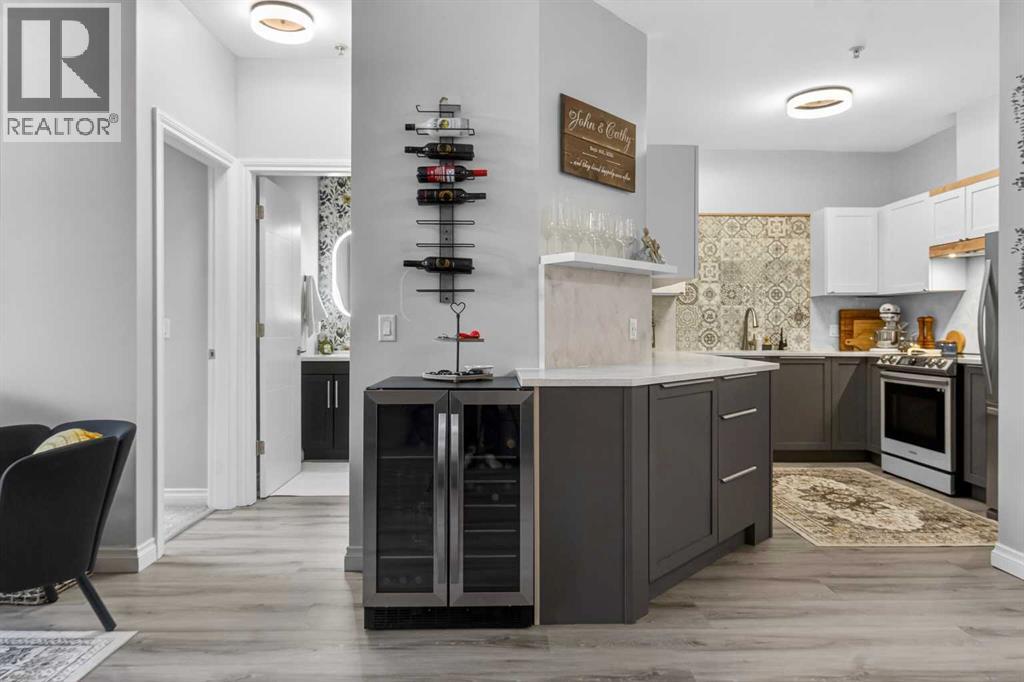 305, 11170 30 Street SW, Calgary, Alberta