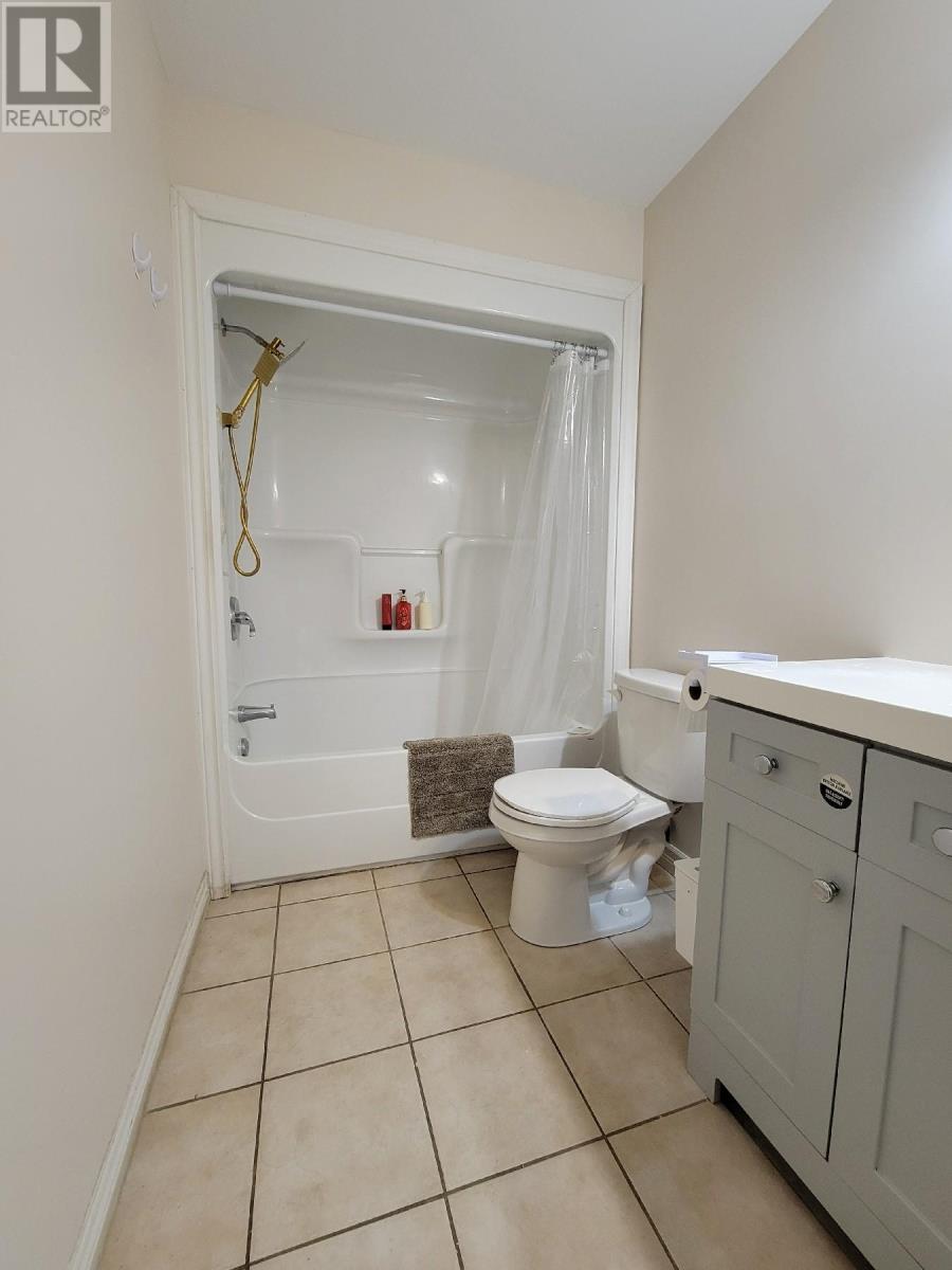 #1 33 Glen Stewart Drive - 17