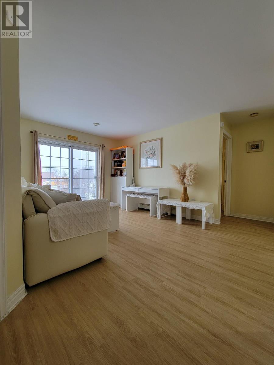 #1 33 GLEN STEWART DRIVE - 4