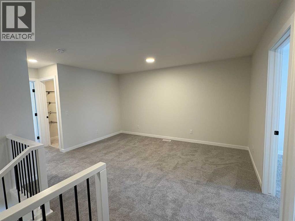 Single Family House for Sale in  Legacy Glen Heights SE Legacy Calgary 