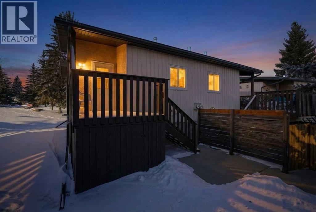 Single Family House Bi-level for Sale in   Street SW Oakridge Calgary 