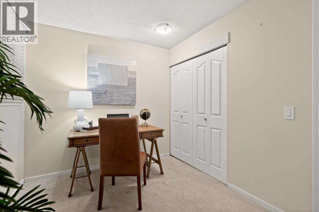 Single Family House Bi-level for Sale in   Street SW Oakridge Calgary 