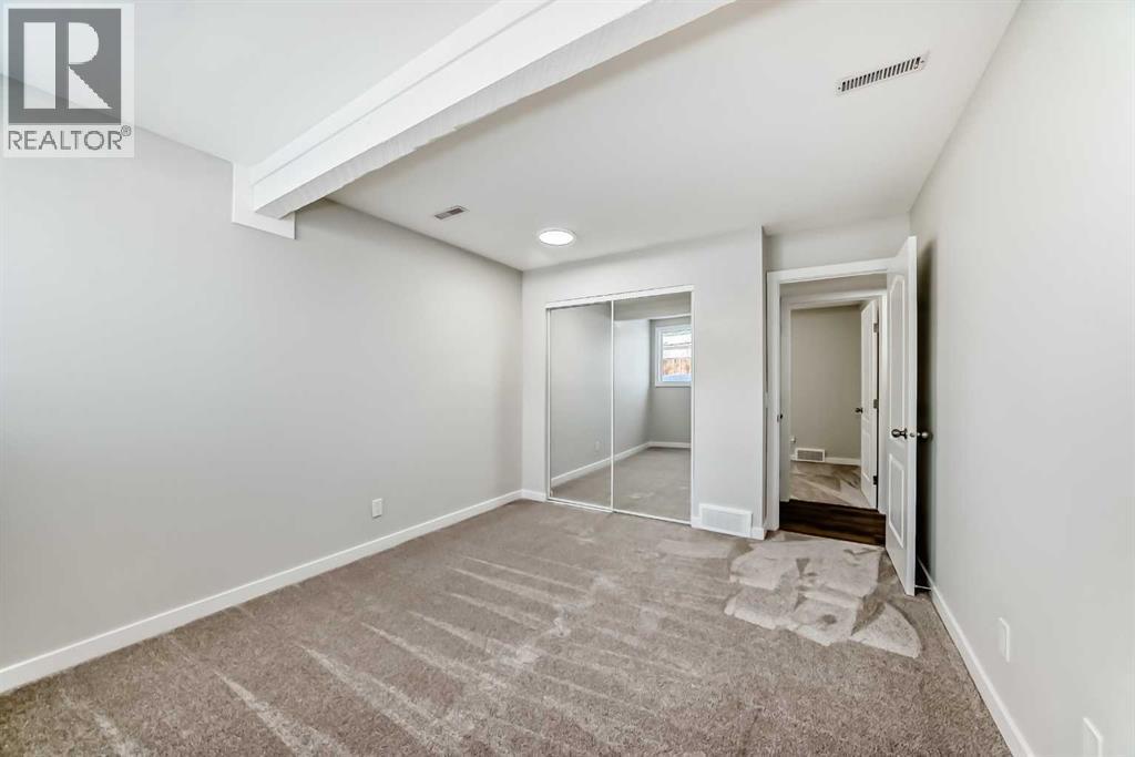 Single Family House Bi-level for Sale in   Street SW Oakridge Calgary 