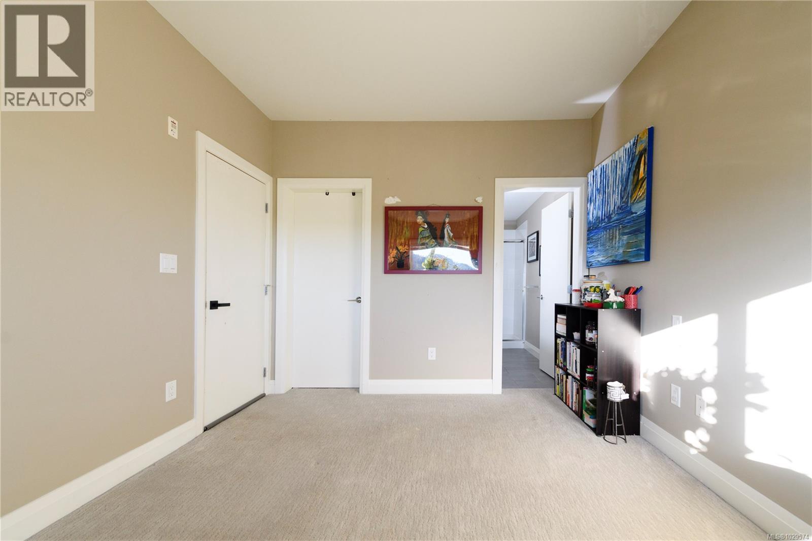 #312 1145 Sikorsky Rd - 21