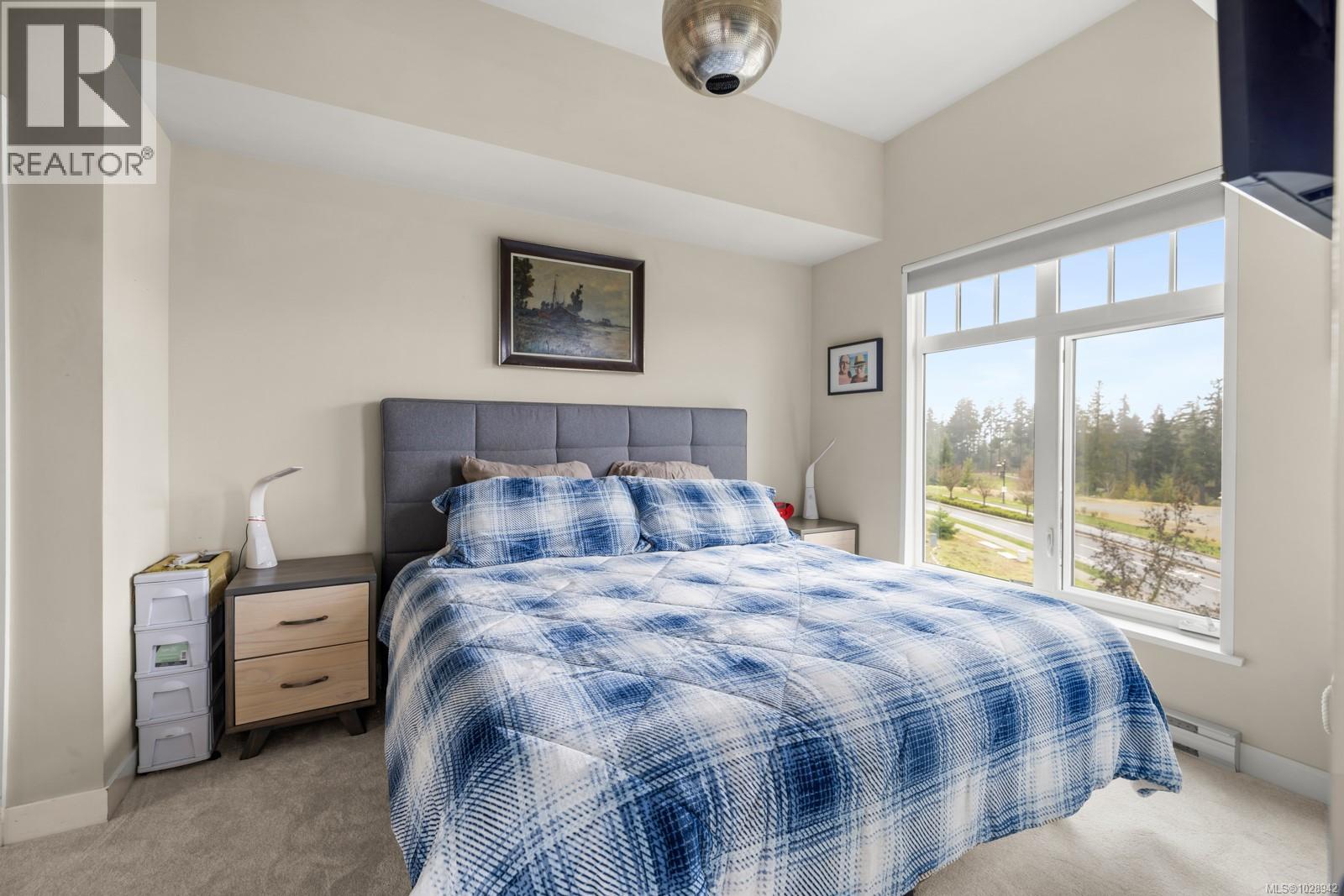 #403 1395 BEAR MOUNTAIN PKWY - 14