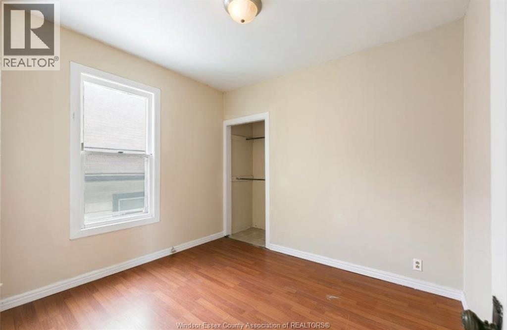 581-583 CRAWFORD AVENUE - 18